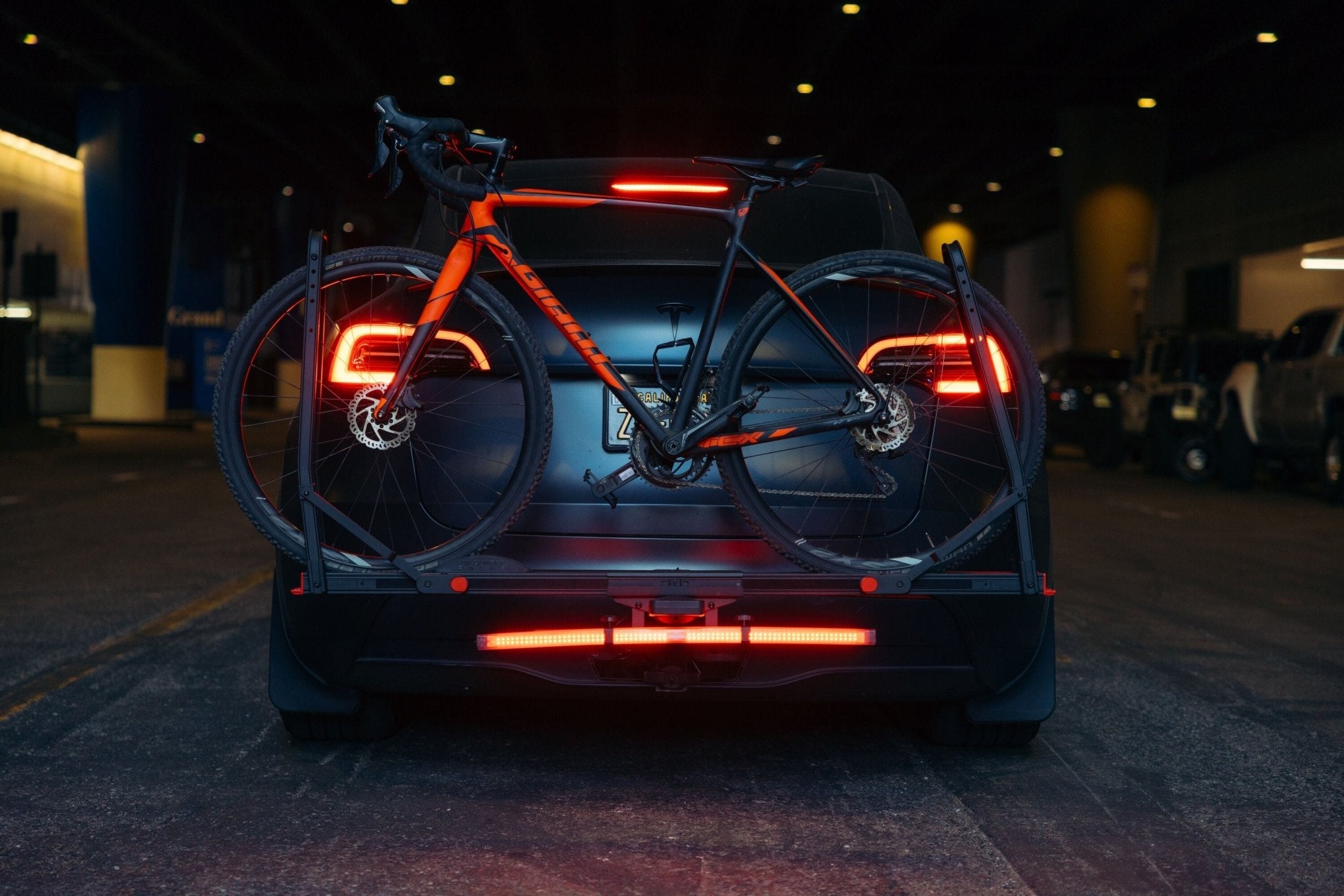 CrossTrack LED Safety Light Bar Hollywood Racks Accessories